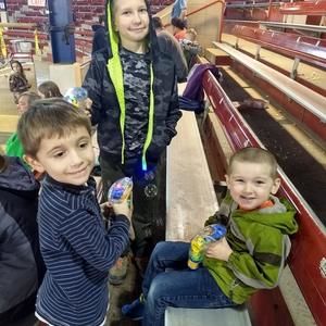 Meet your Posher, Kara